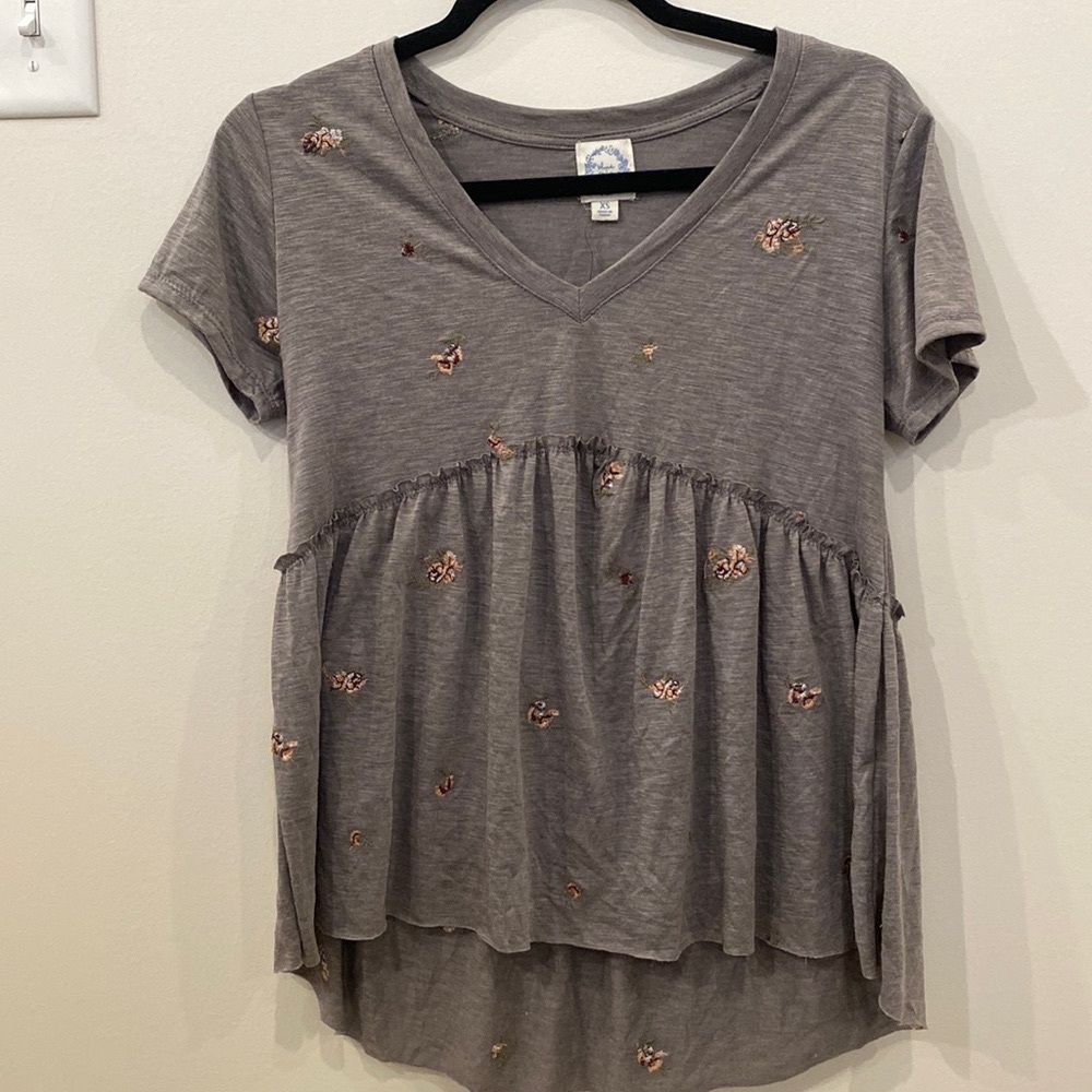 Blue Rain Floral Embroidered High-low Peplum Top